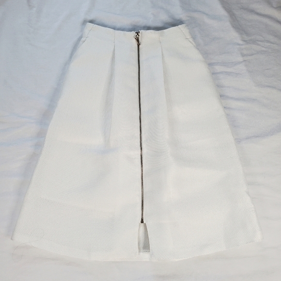 Ever New Melbourne Exposed Zipper White Midi Skirt - Picture 1 of 11